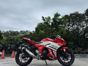 二手豪爵铃木GSX250R