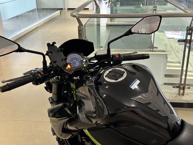 二手川崎Z900