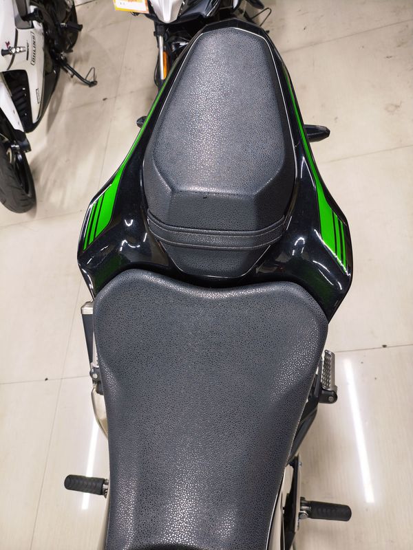 二手川崎Z900