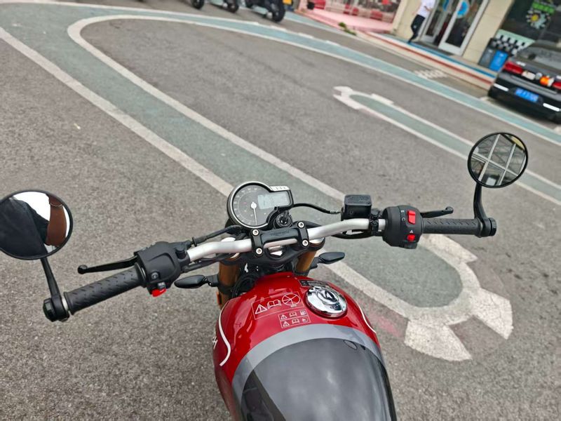 二手凯旋Speed 400