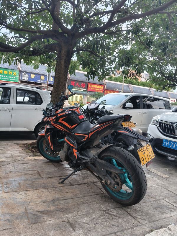 二手春风650NK