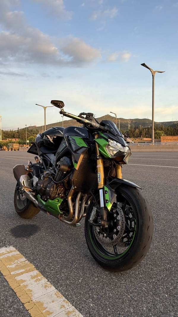二手川崎Z900