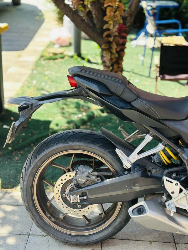 二手本田CB650R 