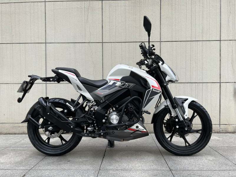 二手贝纳利小迅龙 BN150S