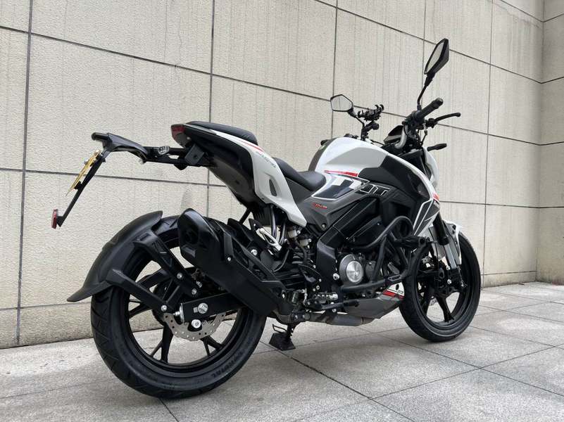 二手贝纳利小迅龙 BN150S