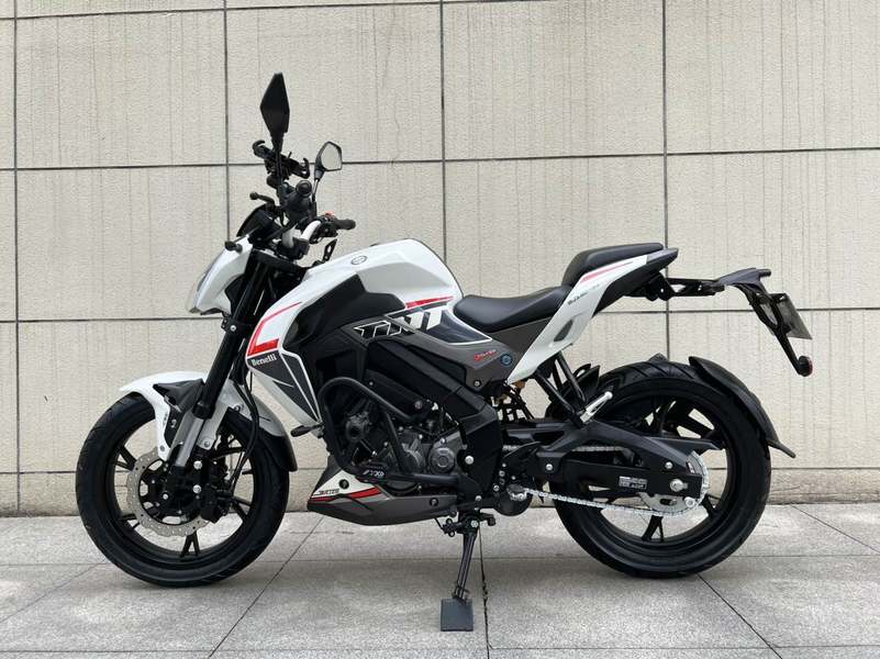 二手贝纳利小迅龙 BN150S