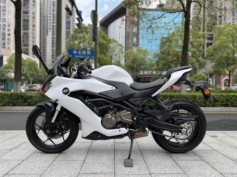 二手QJMOTOR赛250