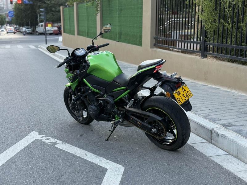 二手川崎Z900