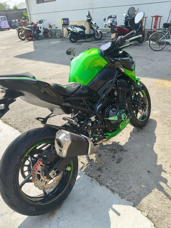 二手川崎Z900