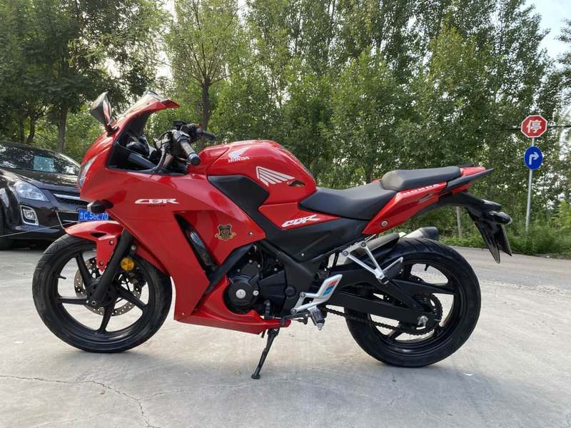二手本田CBR300R