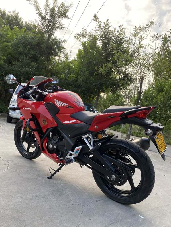 二手本田CBR300R