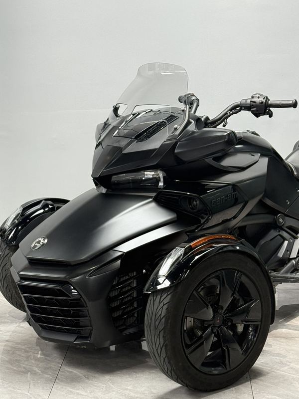 二手庞巴迪Spyder F3 