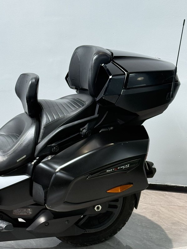 二手庞巴迪Spyder F3 