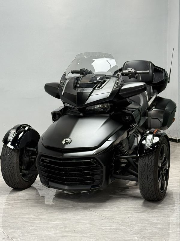 二手庞巴迪Spyder F3 