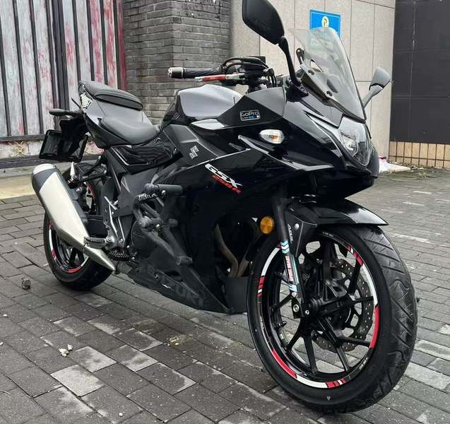 二手豪爵铃木GSX250R
