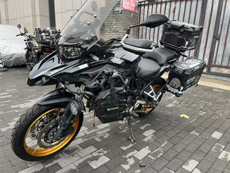 二手贝纳利TRK552