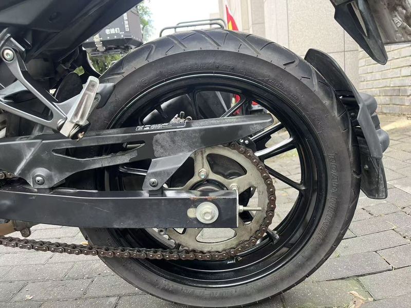 二手豪爵铃木GSX250R