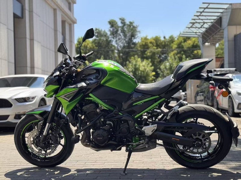 二手川崎Z900