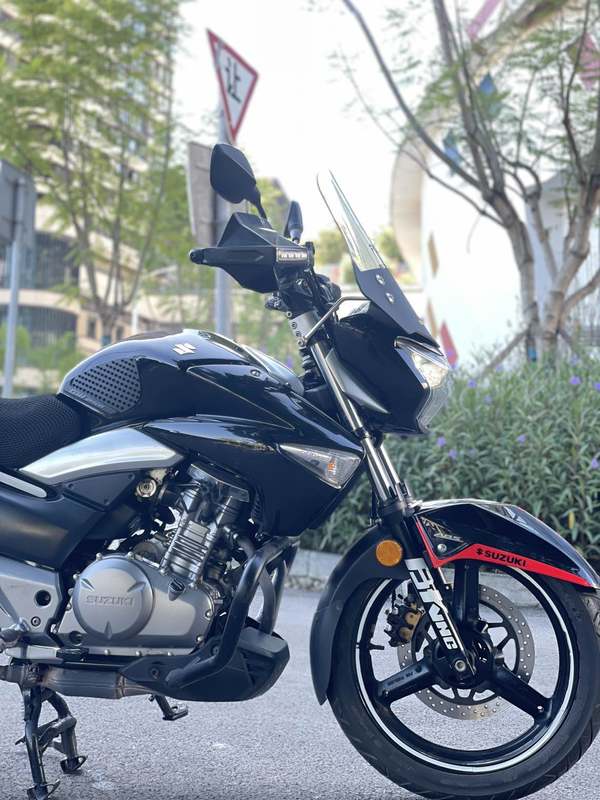 二手豪爵铃木骊驰 GW250