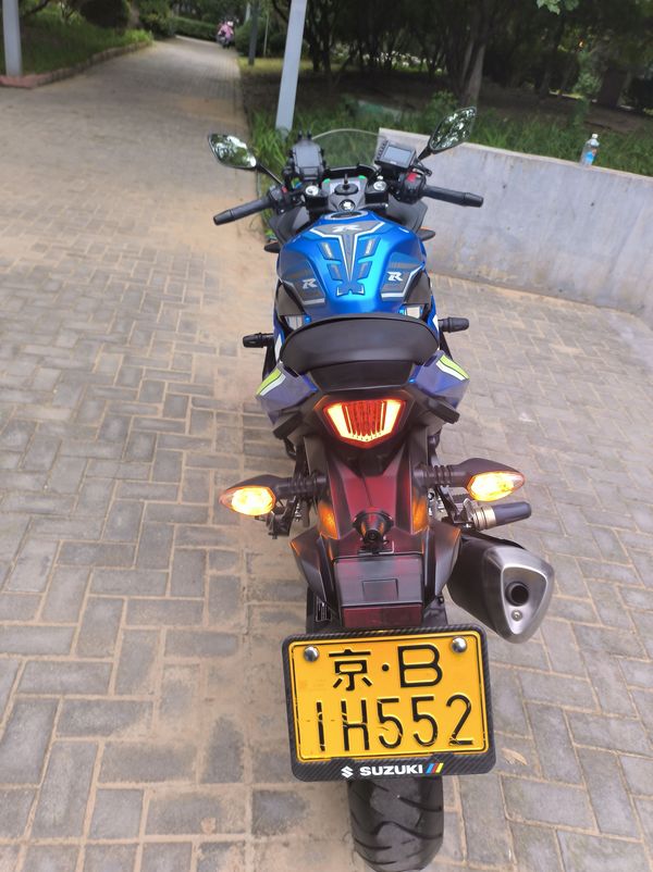 二手豪爵铃木GSX250R