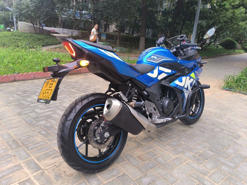 二手豪爵铃木GSX250R