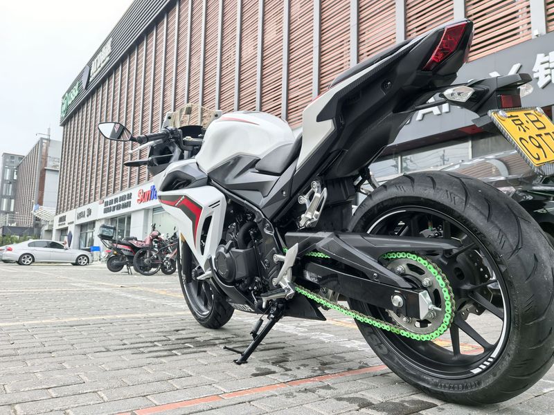 二手本田CBR400R