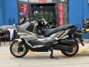 二手三阳哈士奇 Husky ADV300