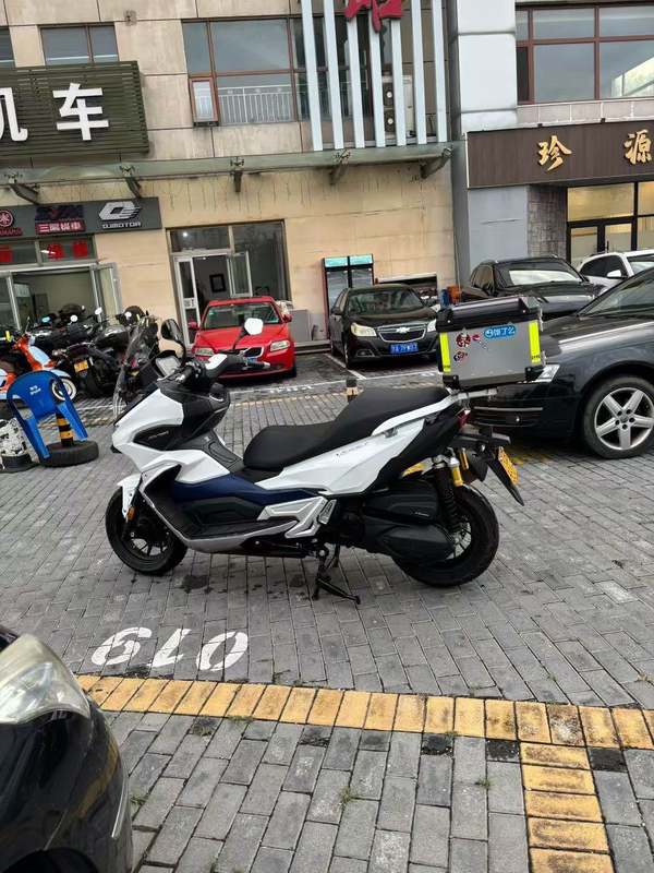 二手大阳V锐 ADV350