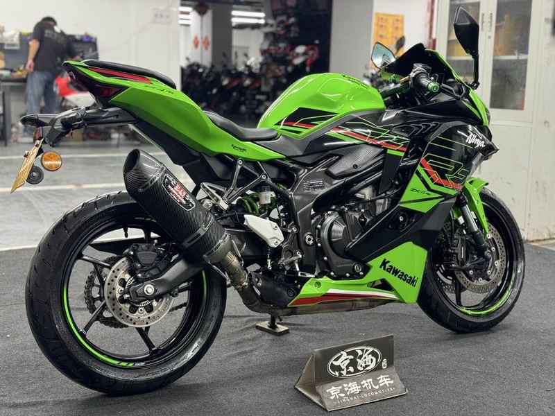 二手川崎ZX-4R