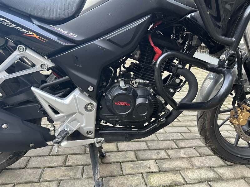 二手五羊本田猛鸷 CB190X