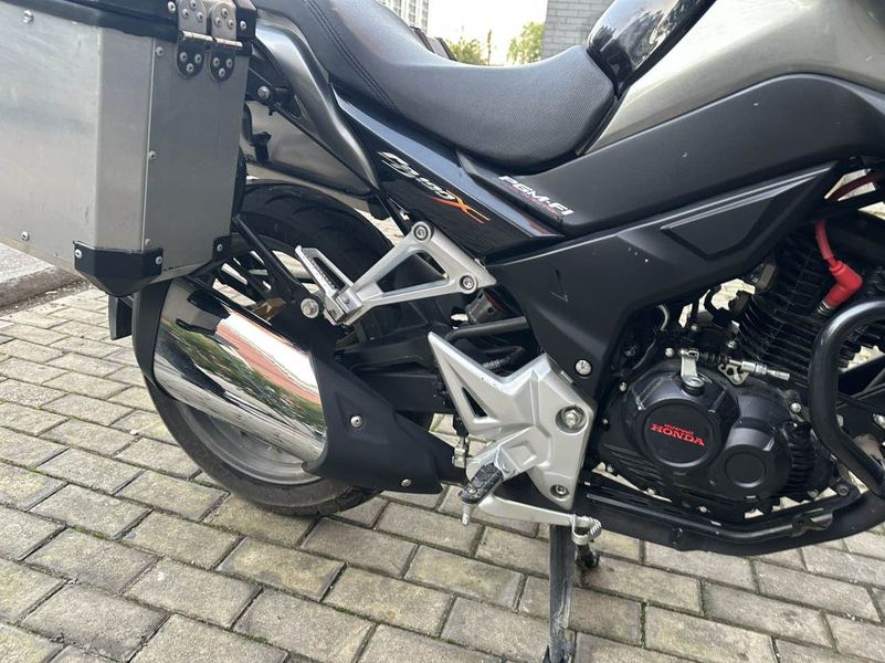 二手五羊本田猛鸷 CB190X