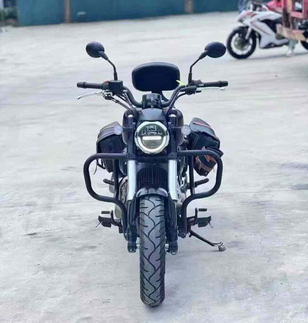 二手QJMOTOR闪300