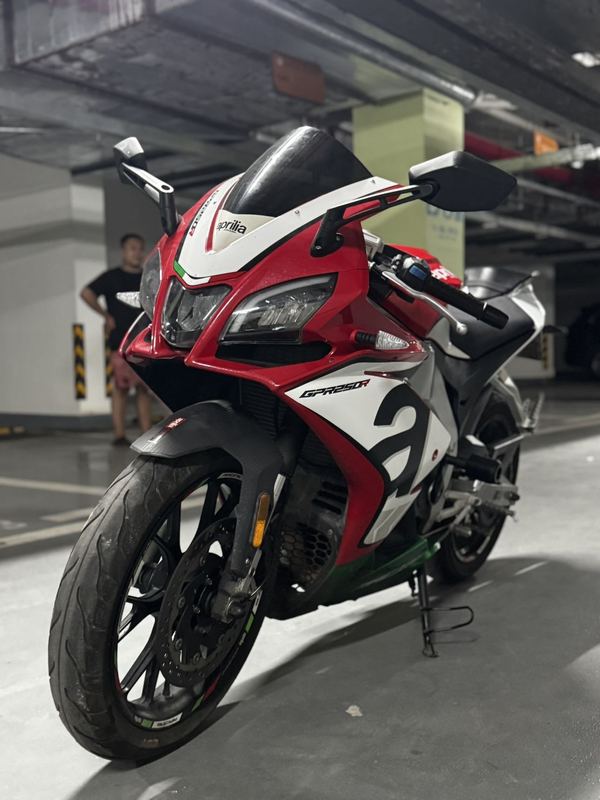 二手宗申阿普利亚GPR250R