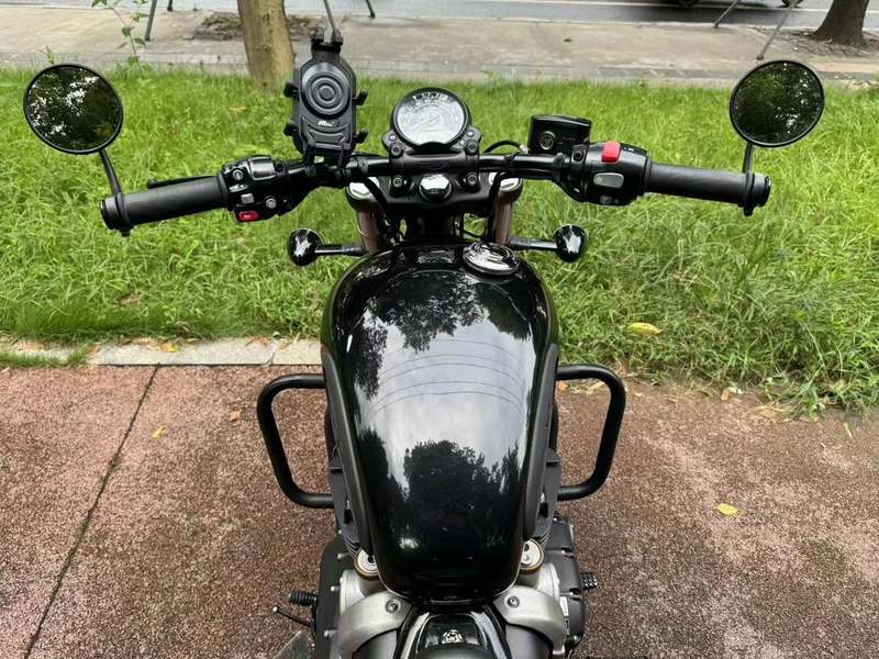 二手凯旋Bonneville Bobber