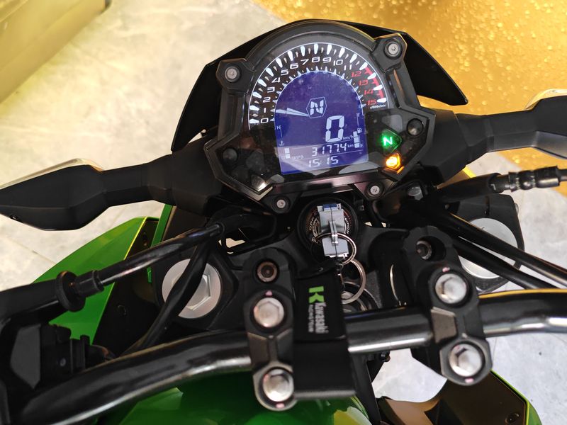 二手川崎Z400