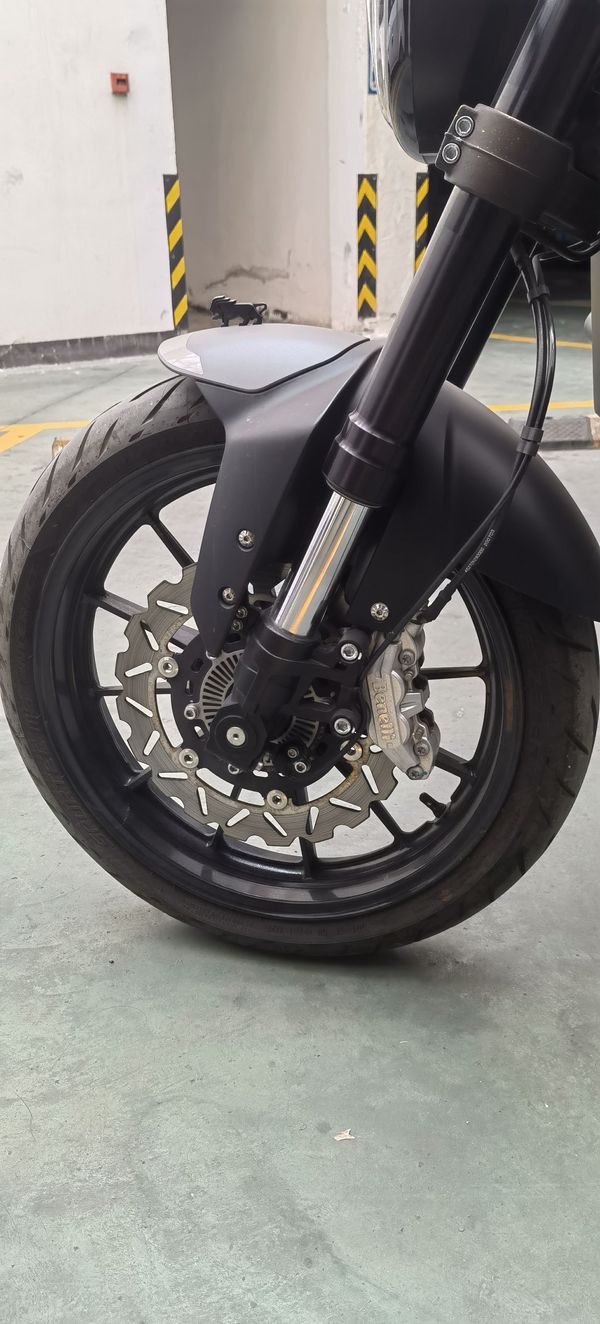 二手贝纳利幼狮 Leoncino 250