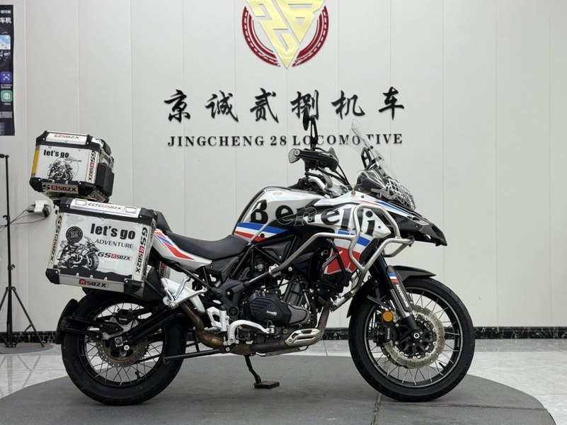 二手贝纳利金鹏 TRK502
