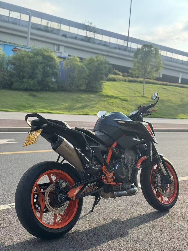 二手KTMR2R890 Duke