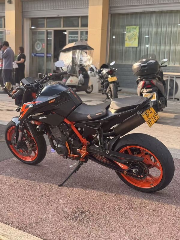 二手KTMR2R890 Duke