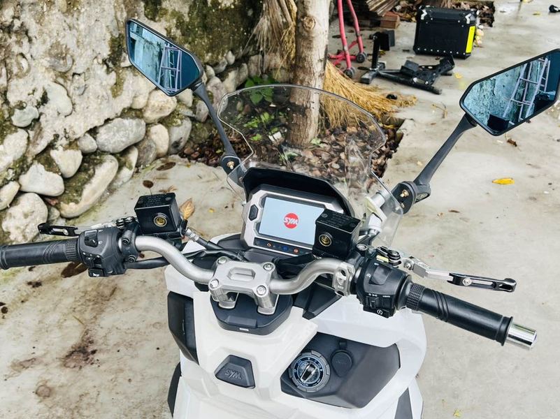 二手三阳哈士奇 Husky ADV150