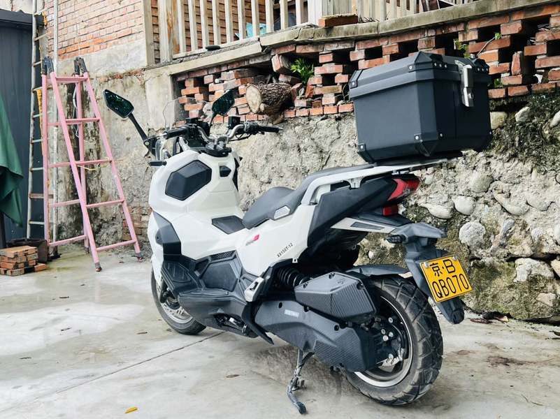 二手三阳哈士奇 Husky ADV150