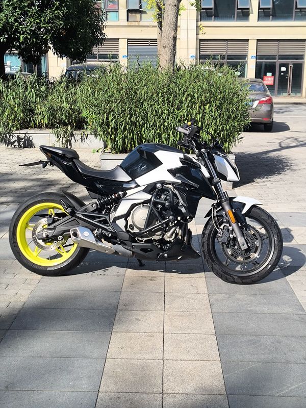 二手春风650NK