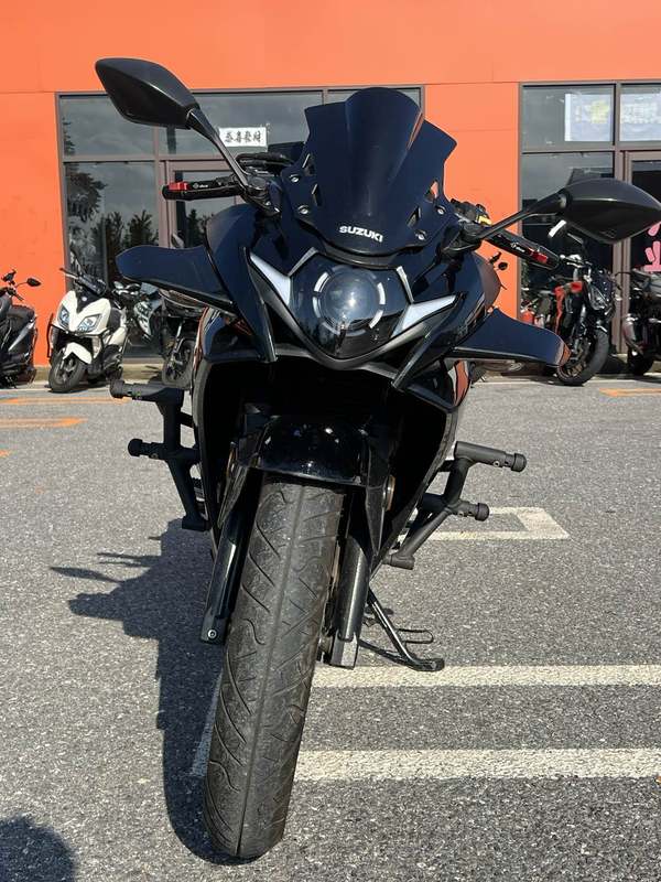 二手豪爵铃木GSX250R