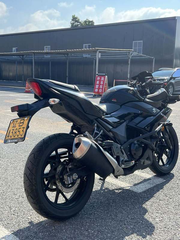 二手豪爵铃木GSX250R