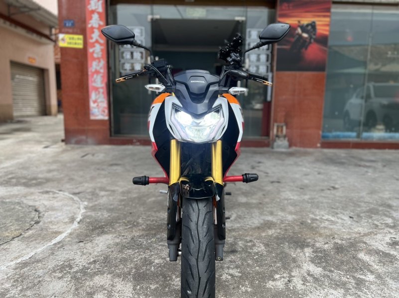 二手五羊本田CB190R 暴锋眼
