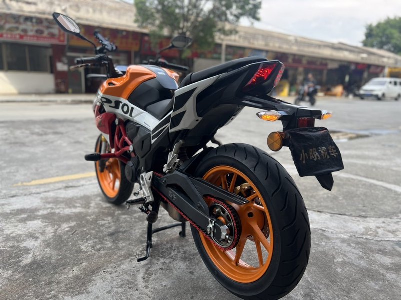 二手五羊本田CB190R 暴锋眼