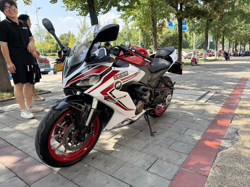 二手QJMOTOR赛400