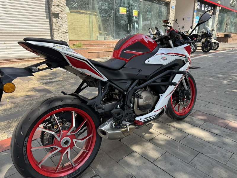 二手QJMOTOR赛400