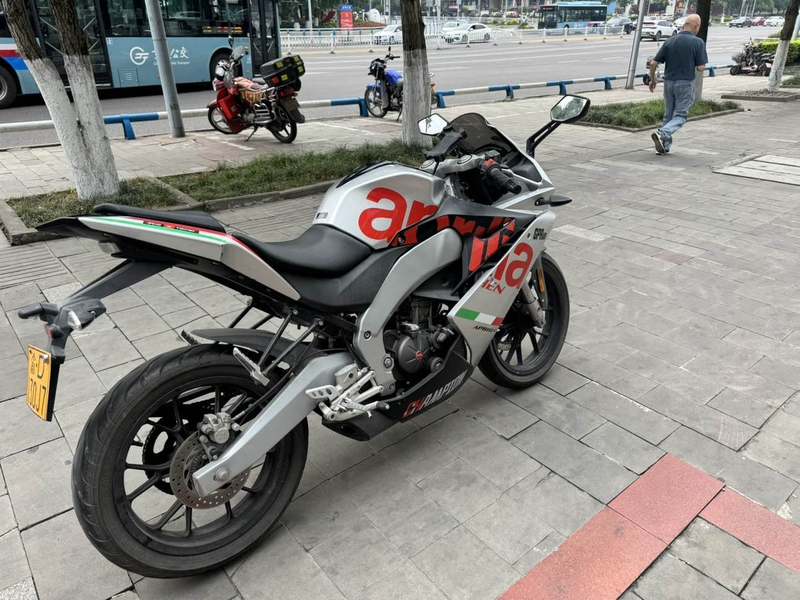 二手宗申阿普利亚GPR150R