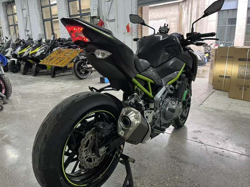 二手川崎Z900